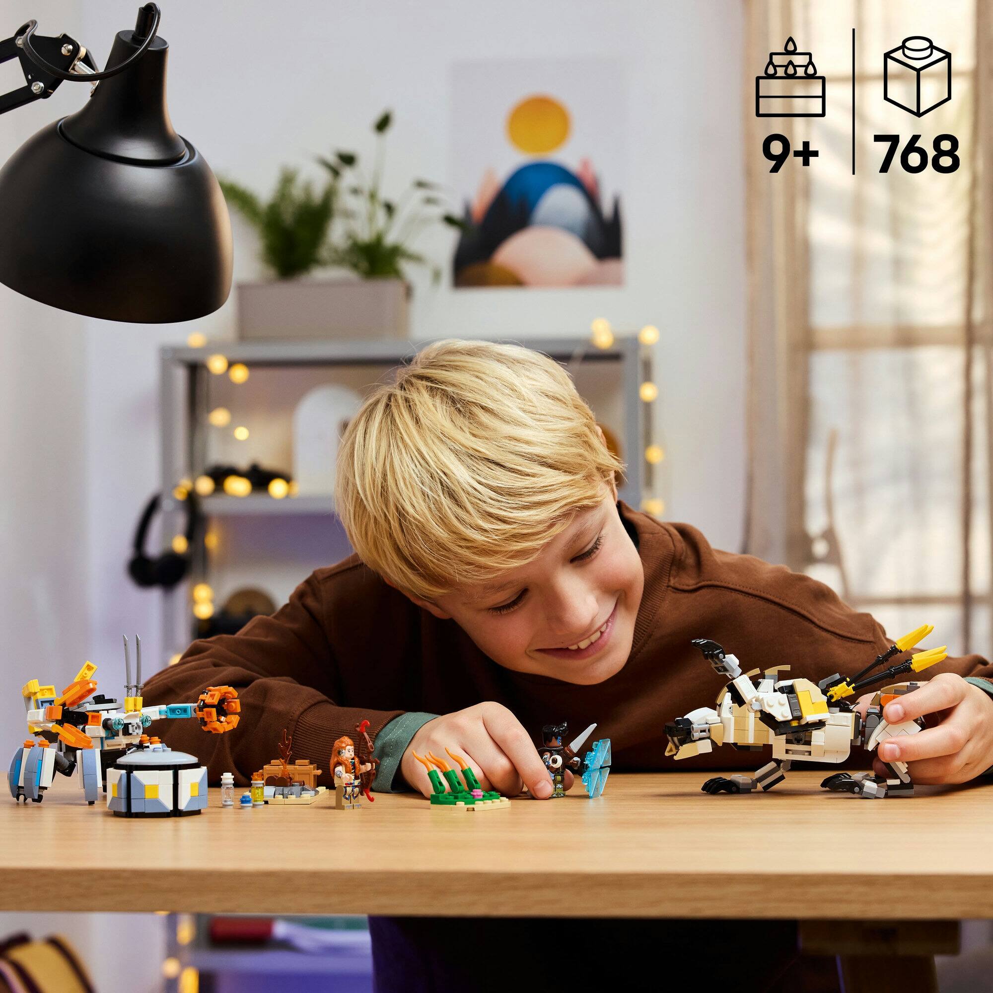 LEGO® Horizon Adventures™ Aloy & Varl vs. Shell-Walker & Sawtooth Toy 77037